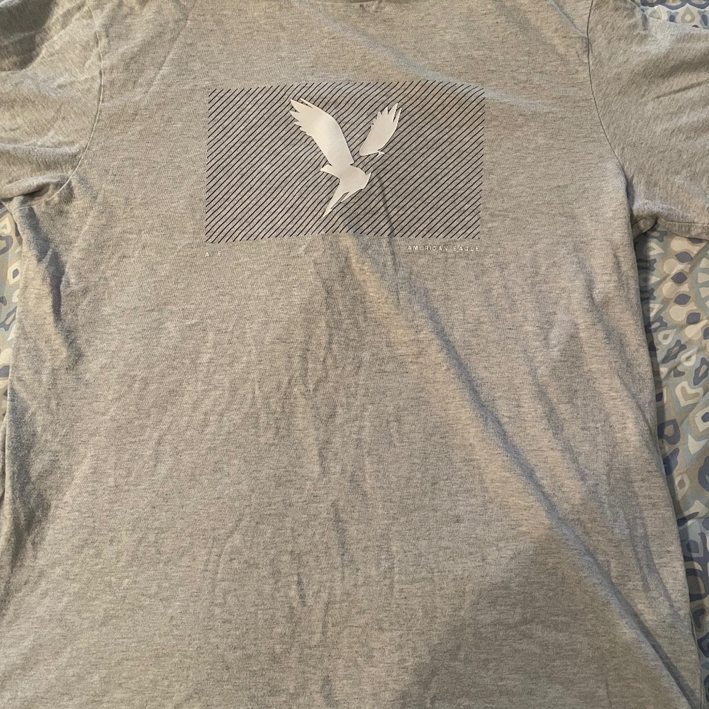 Men’s American Eagle Tshirt
